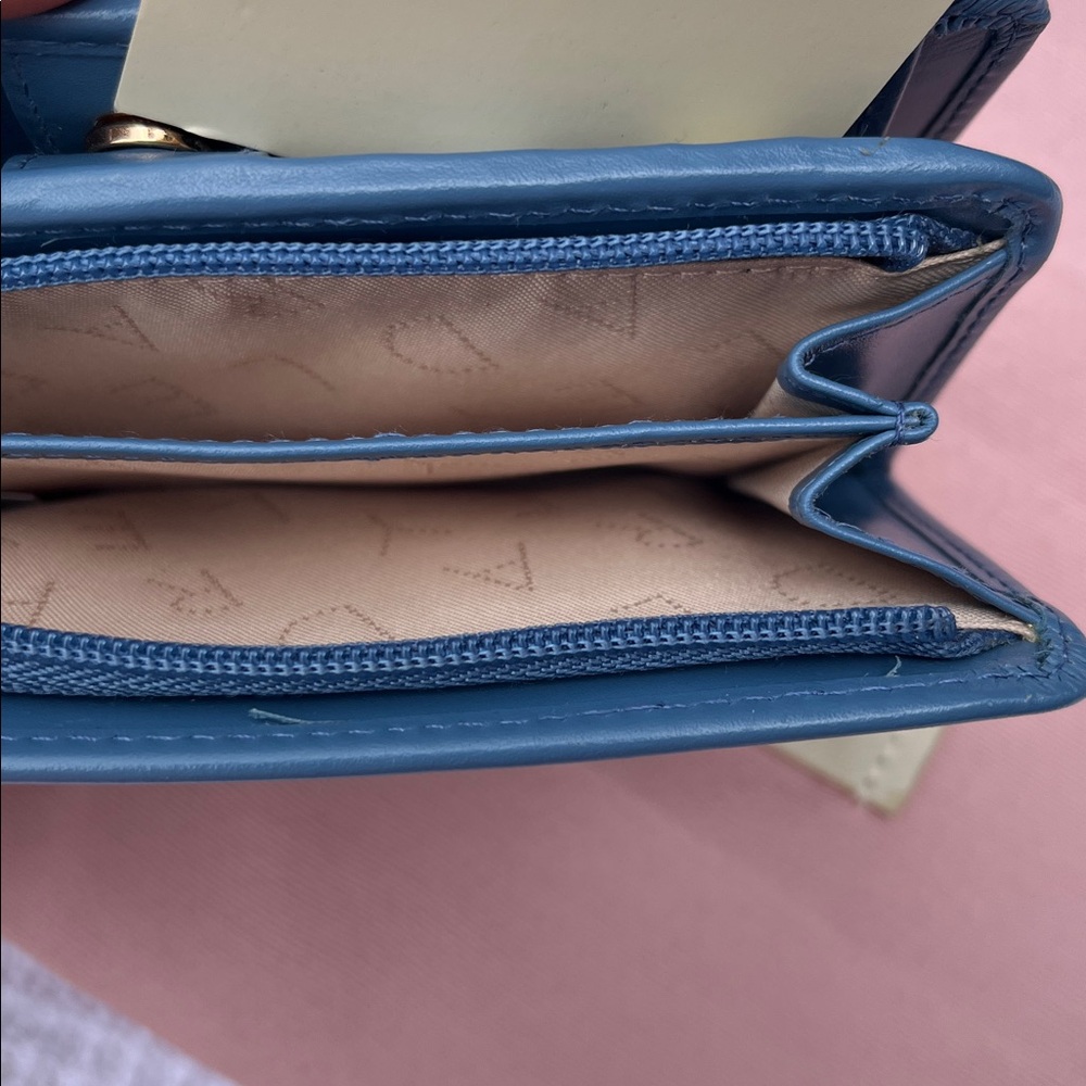 Authentic Radley Bi Fold Wallet - Picture 9 of 14